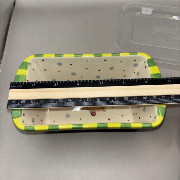 Temptations By Tara "Winter Whimsy" Snowman & Penguin 12 Oz Loaf Pan With Lid - Picture 5 of 7